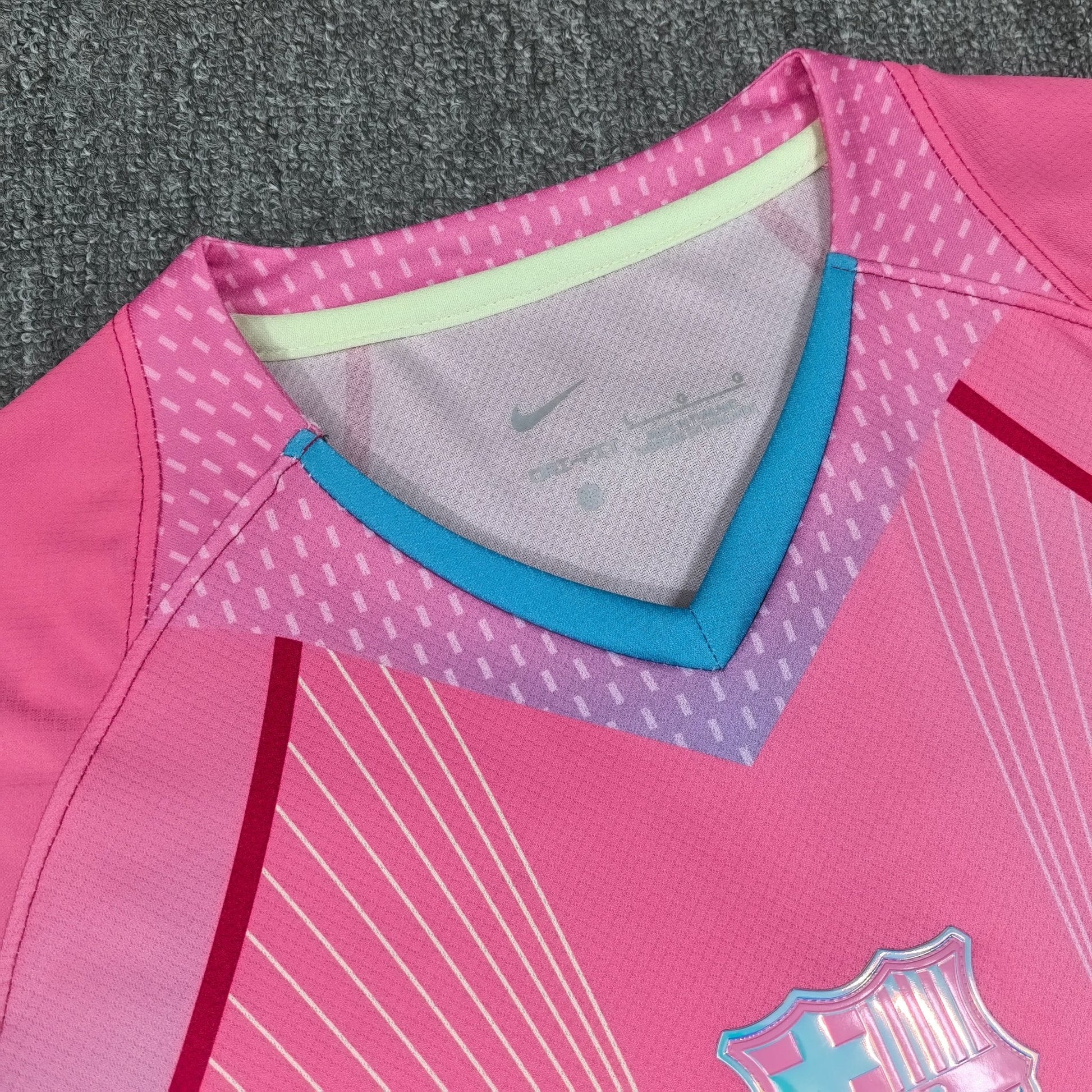 FC Barcelona SPECIAL EDITION Trikot 2025/2026 Pink Edition - 11Dropz