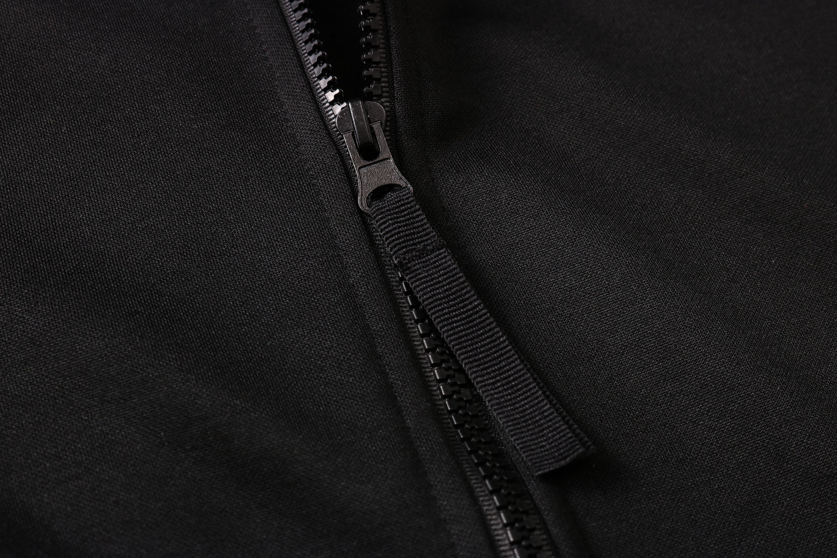 Real Madrid Tracksuit 2021 - 11Dropz