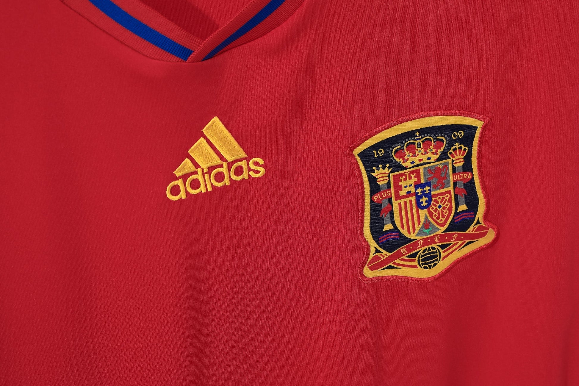 Spanien Nationalteam Trikot 2010 - Retro - 11Dropz