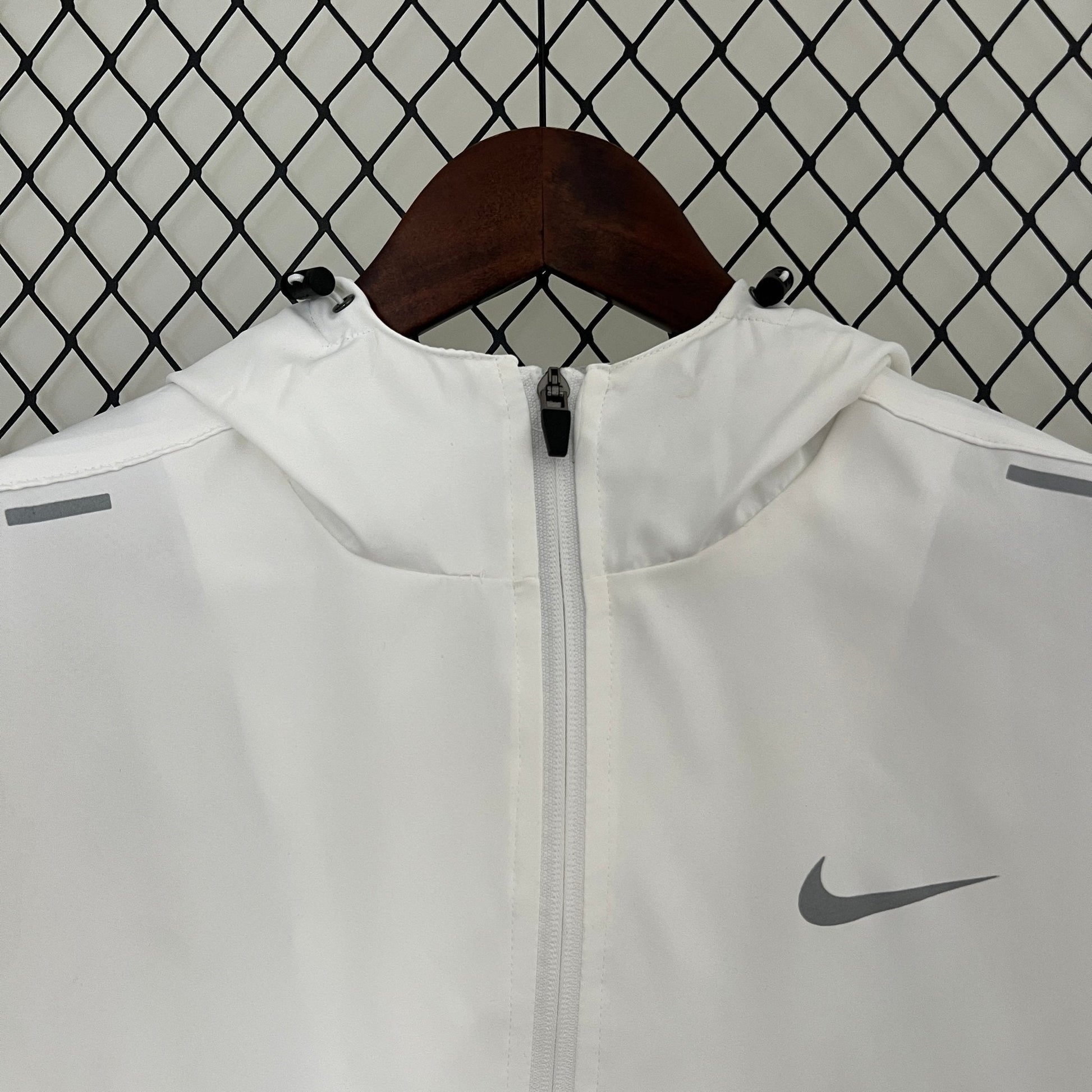 Nike Windbreaker Jacke Weiß - 11Dropz