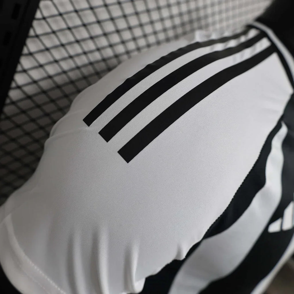 Juventus Heimtrikot 2024/2025 - 11Dropz