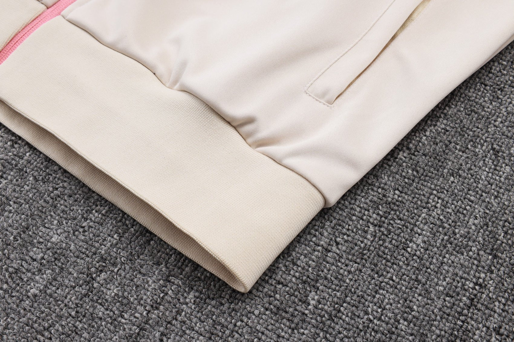 FC Barcelona Tracksuit 2025/2026 Pink Edition - 11Dropz