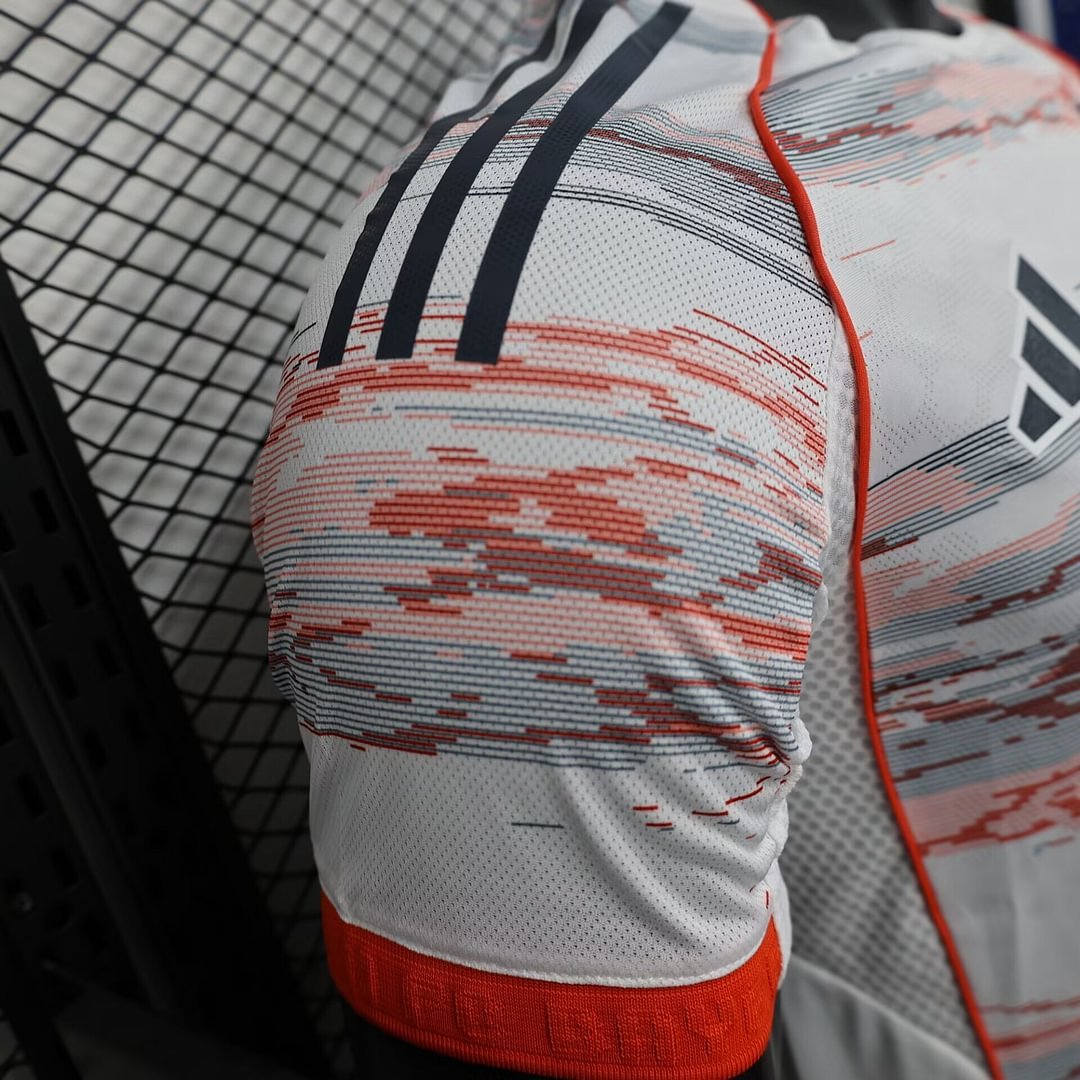 Bayern München Auswärtstrikot 2025/2026 - 11Dropz