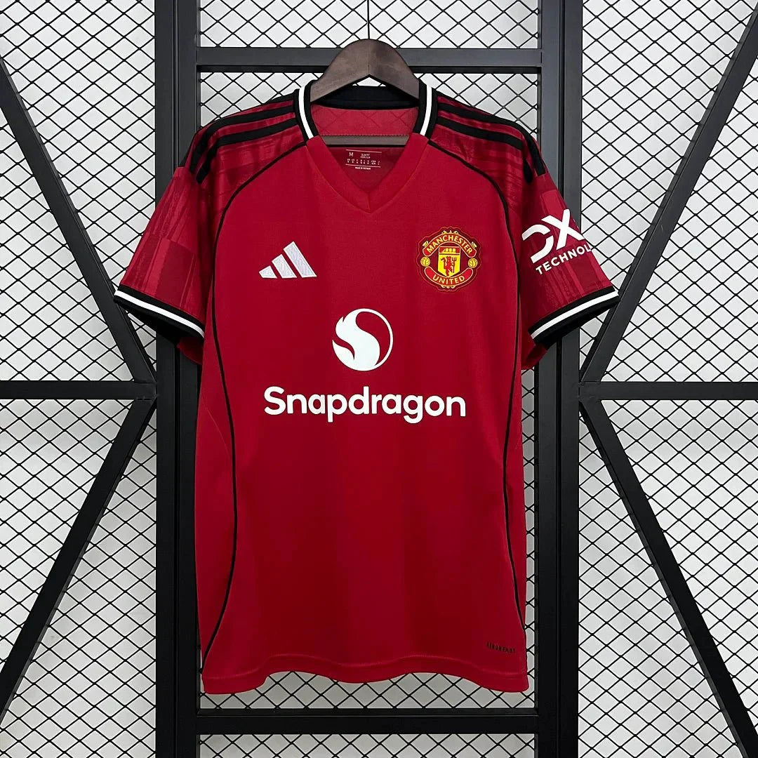 Manchester United Heimtrikot 2025/2026 - 11Dropz