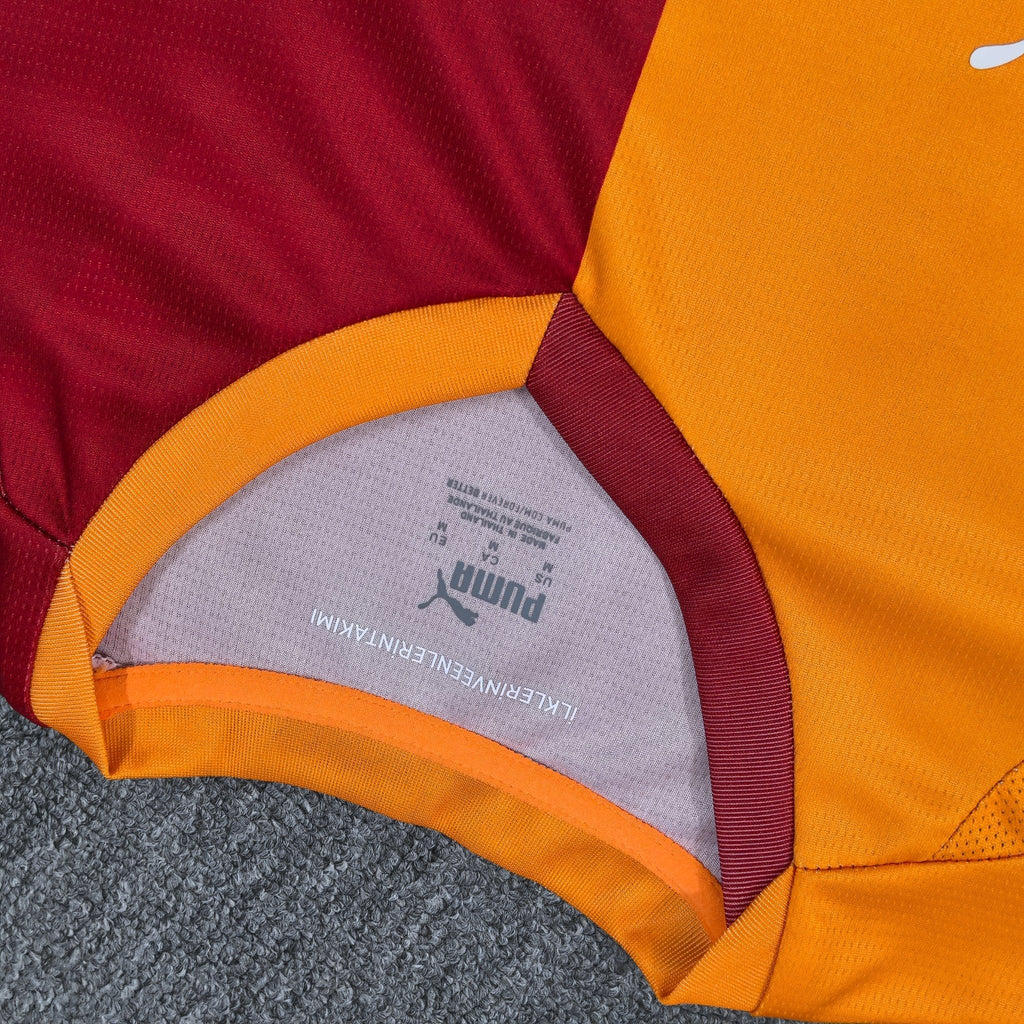 Galatasaray Heimtrikot 2025/2026 - 11Dropz